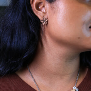 Nature inspired miulticolour necklace