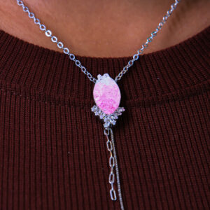 pink teardrop necklae