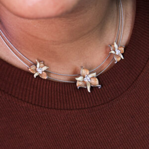 gold flower silver chain