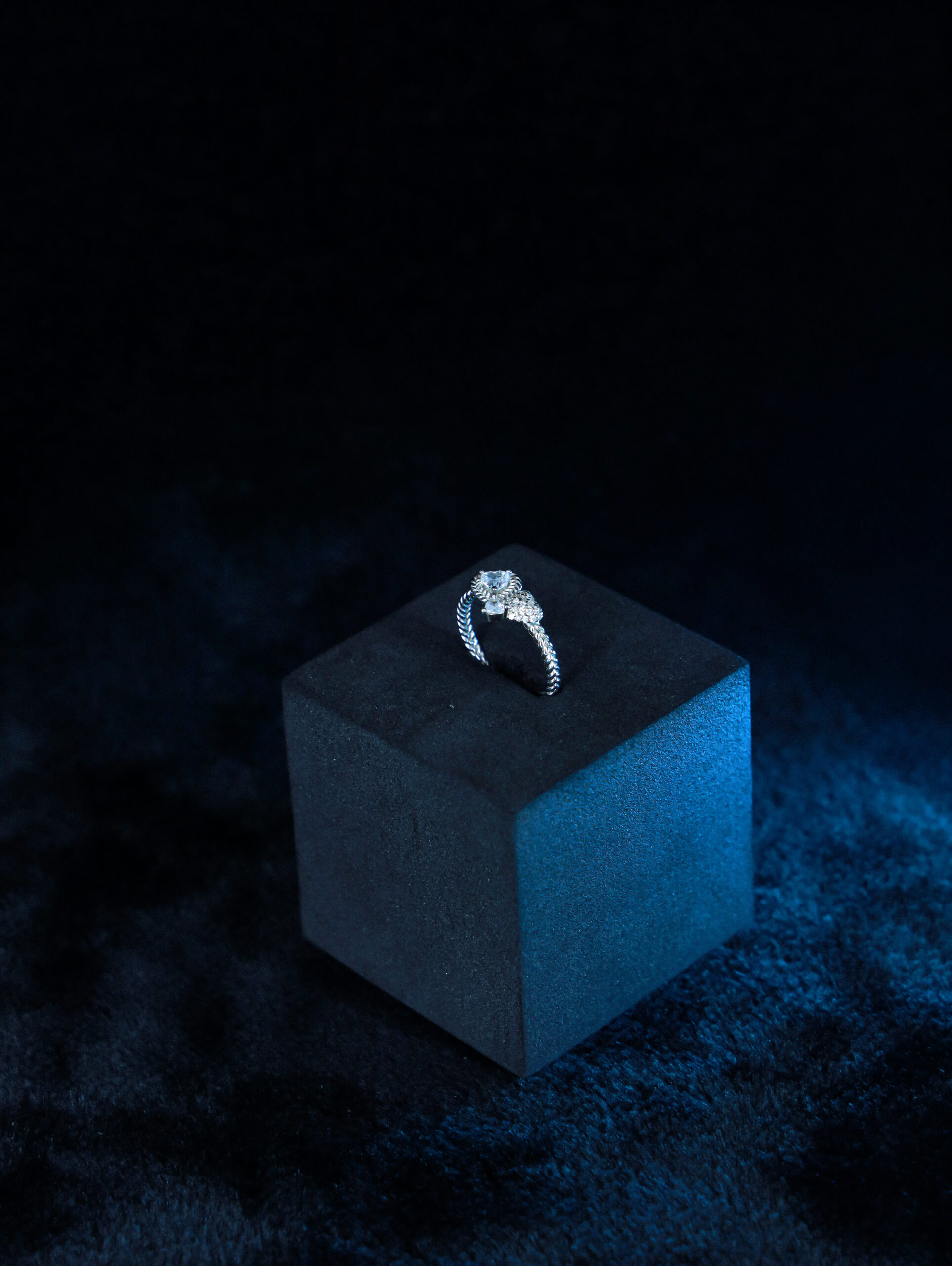 Double Heart Rope Band Ring