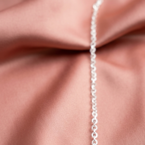 The Textured RoloBeaded rolo chain with diamond-cut detail