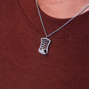 delicate rectangular curve shaped chain