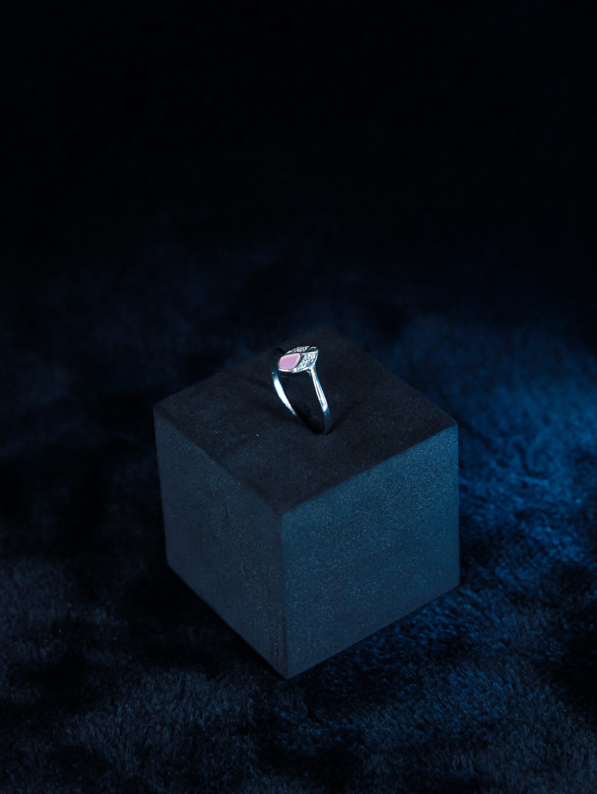 Blush Leaf Enamel Ring