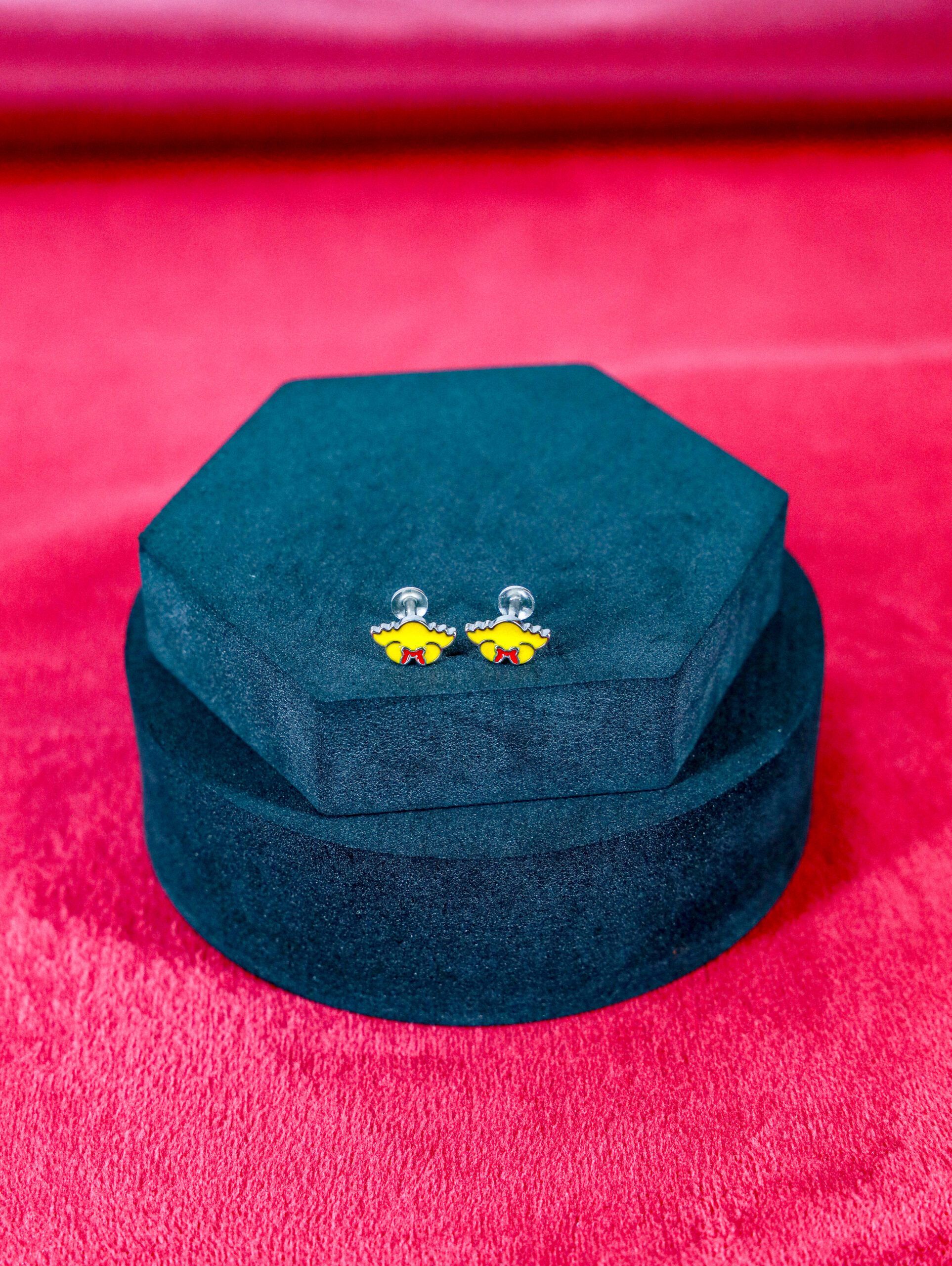 Yellow Bow Crab Studs